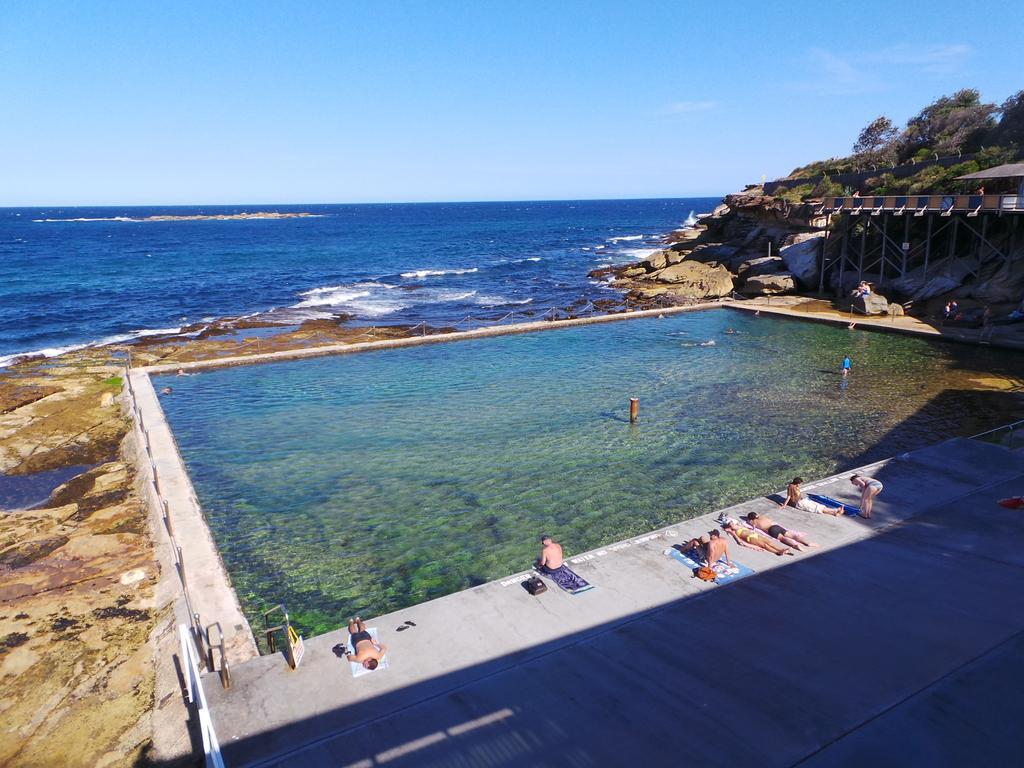 Stylish And Spacious Beach Apartment Sydney Exterior photo